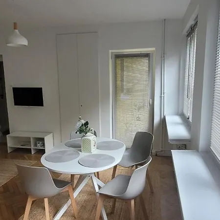 Fitmaison Ochota